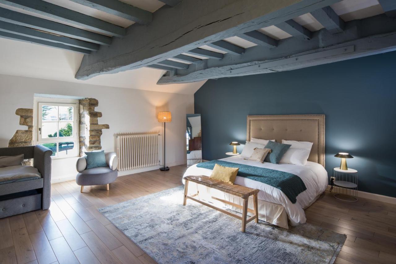 Manoir Du Vau D Arz Gites Et Chambres D Hotes Avec Piscine Malansac Exterior foto